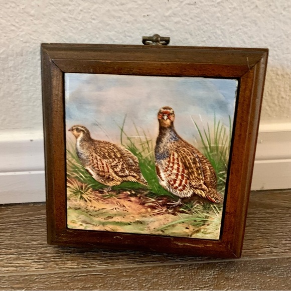 Framed hand painted tile/wood Quail plaque 6/6 inches - Picture 9 of 9